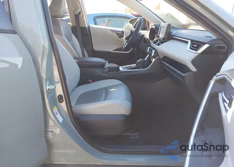 2019 Toyota Rav4 Xle Premium from USA, damaged, VIN JTMC1RFV5KD018958